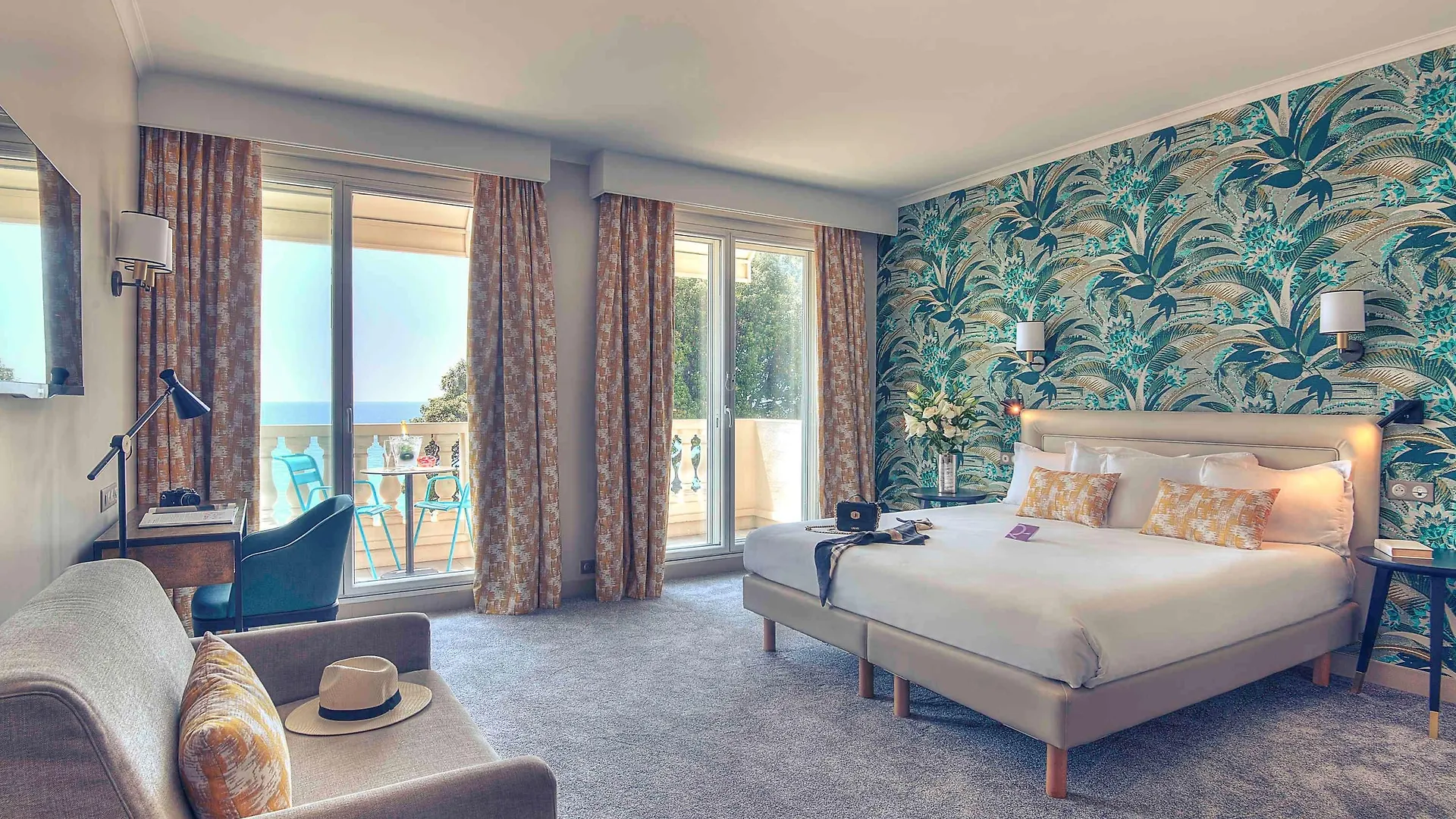 Mercure Nice Marche Aux Fleurs 4*,