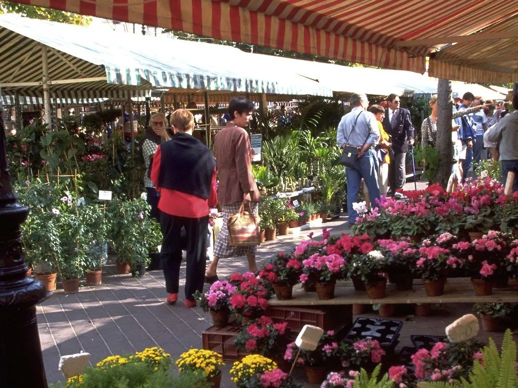 Mercure Nice Marche Aux Fleurs 4*,