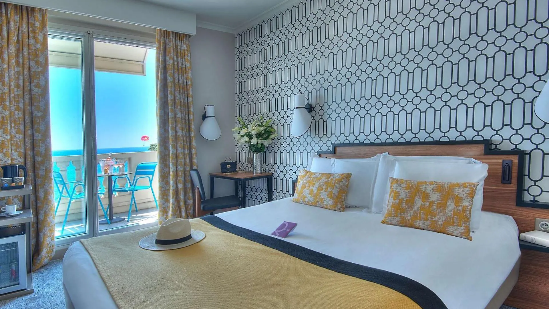 **** Hotel Mercure Nice Marche Aux Fleurs France