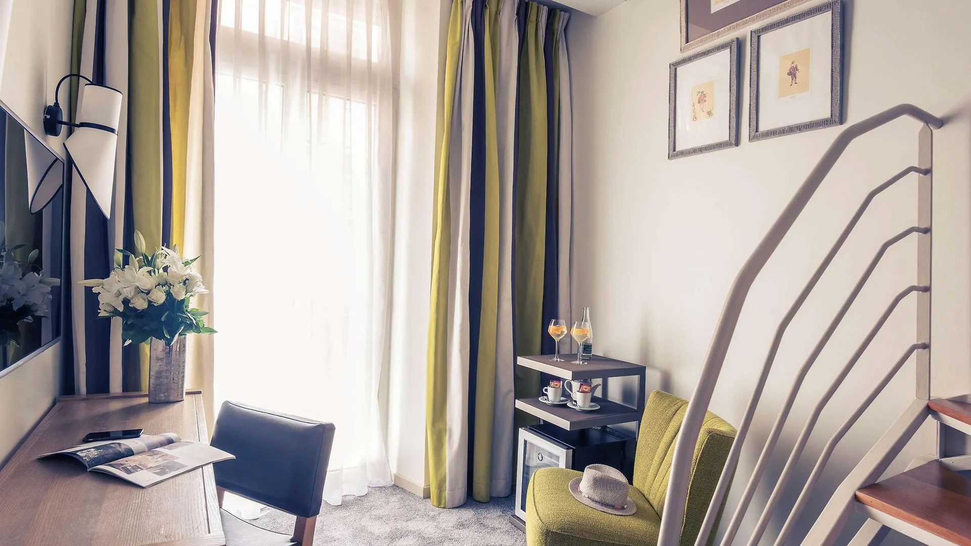 Mercure Nice Marche Aux Fleurs 4*,  France