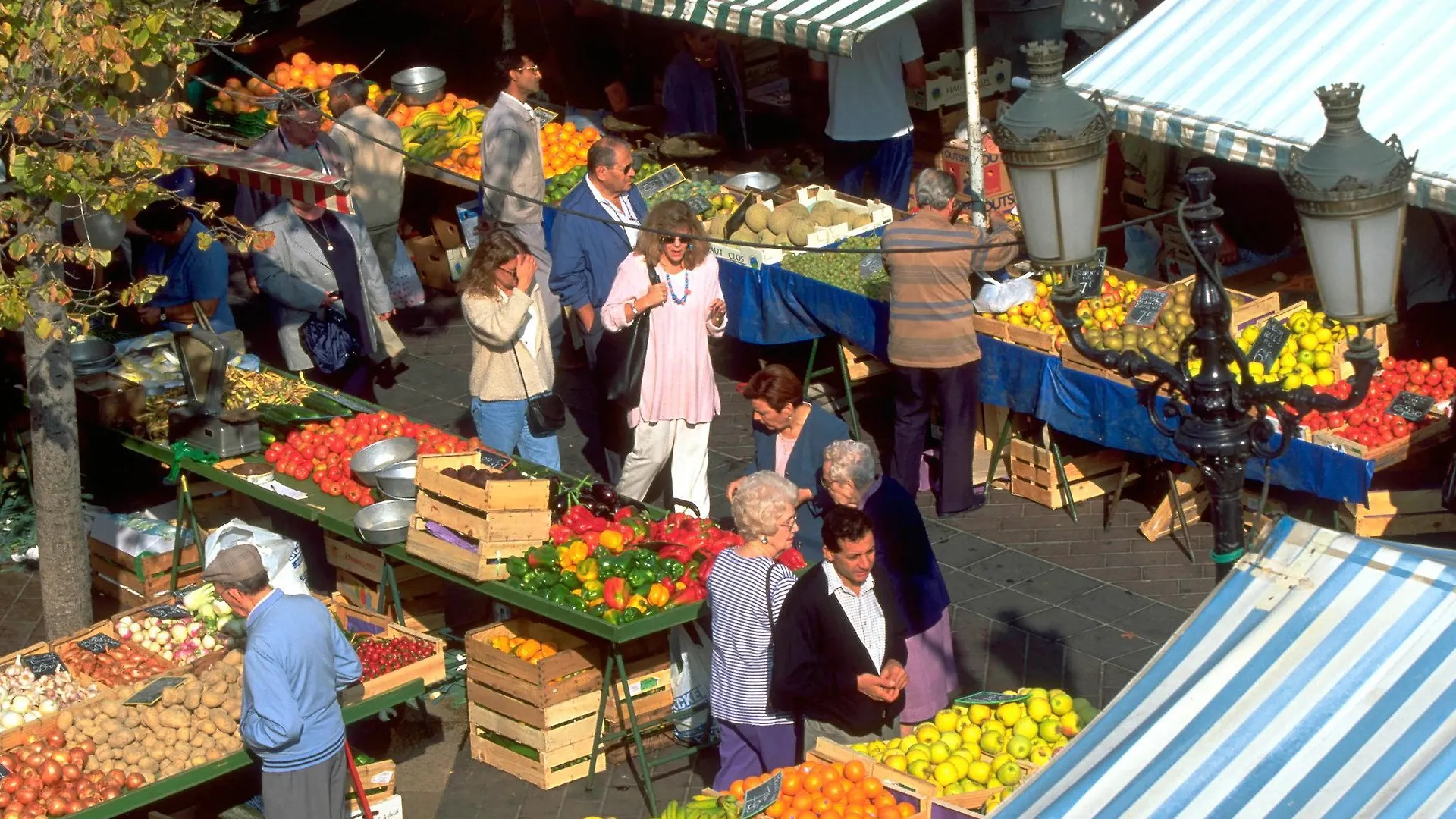 Mercure Nice Marche Aux Fleurs